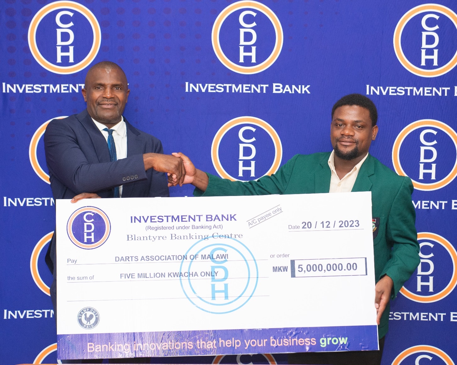 CDH Investment Bank (CDHIB) has donated K5m to Darts Association of Malawi (DAM) for the 2023 DAM national finals tournament.